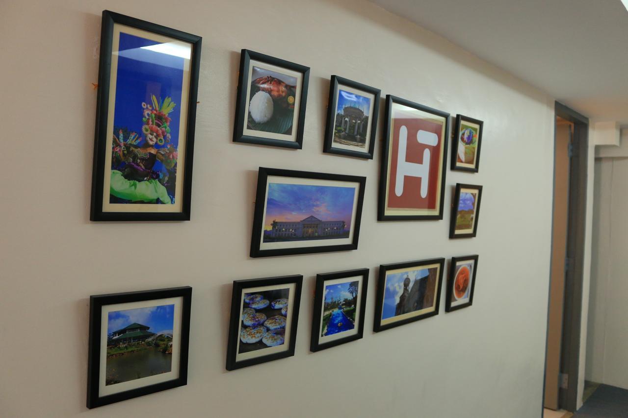 Hometown Hotel - Lacson Баколод Екстериор снимка
