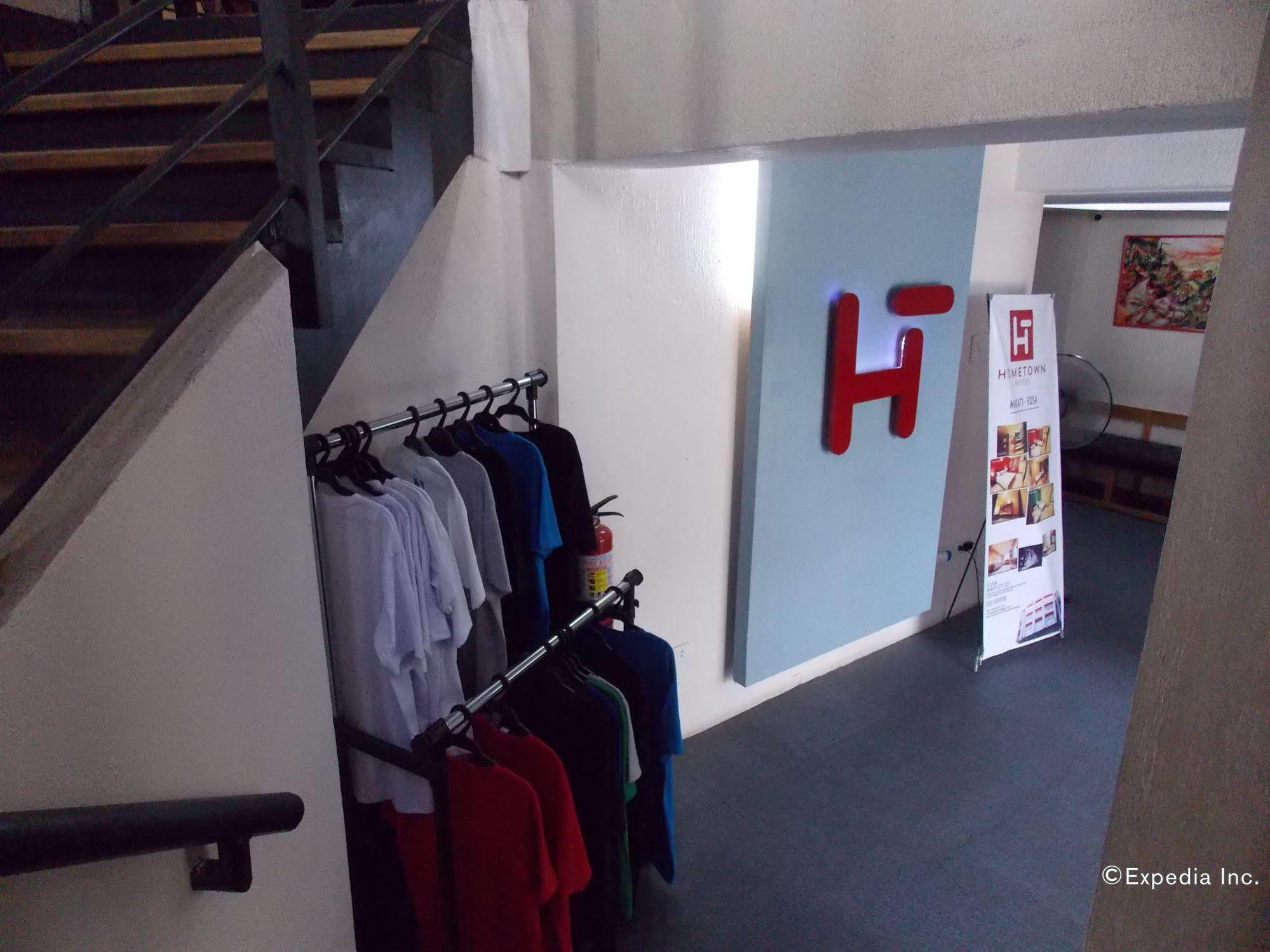 Hometown Hotel - Lacson Баколод Екстериор снимка